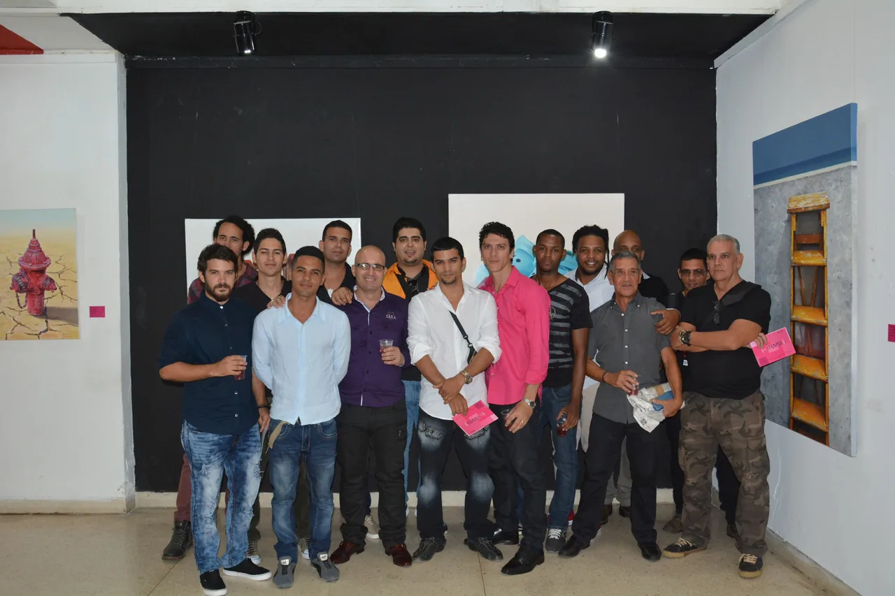 Luis Alberto Saldaña, with artists and colleagues